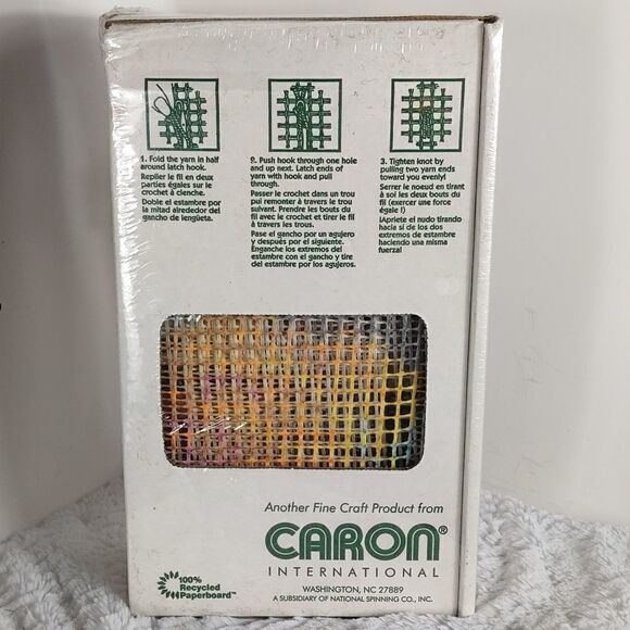 Lab Puppy Latch Hook Kit - Picture 3 of 5